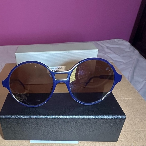 Authentic Thom Browne 58MM Round Sunglasses – Navy – NIB - Picture 5 of 10